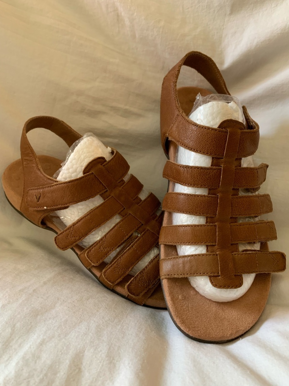Vionic 'Harissa Sandals' in tan genuine leather
